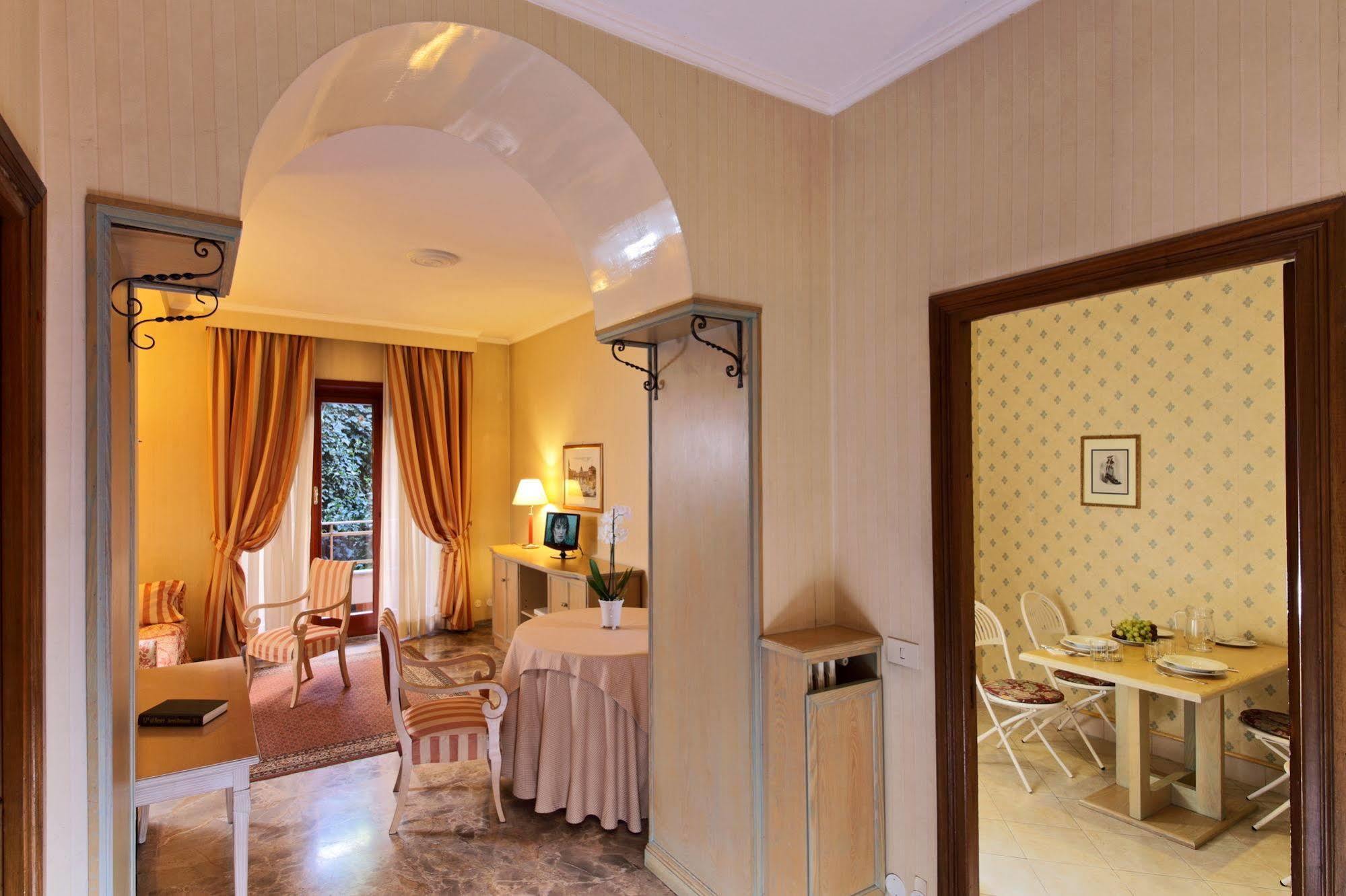 Aurelia Residence San Pietro Aparthotel ローマ エクステリア 写真