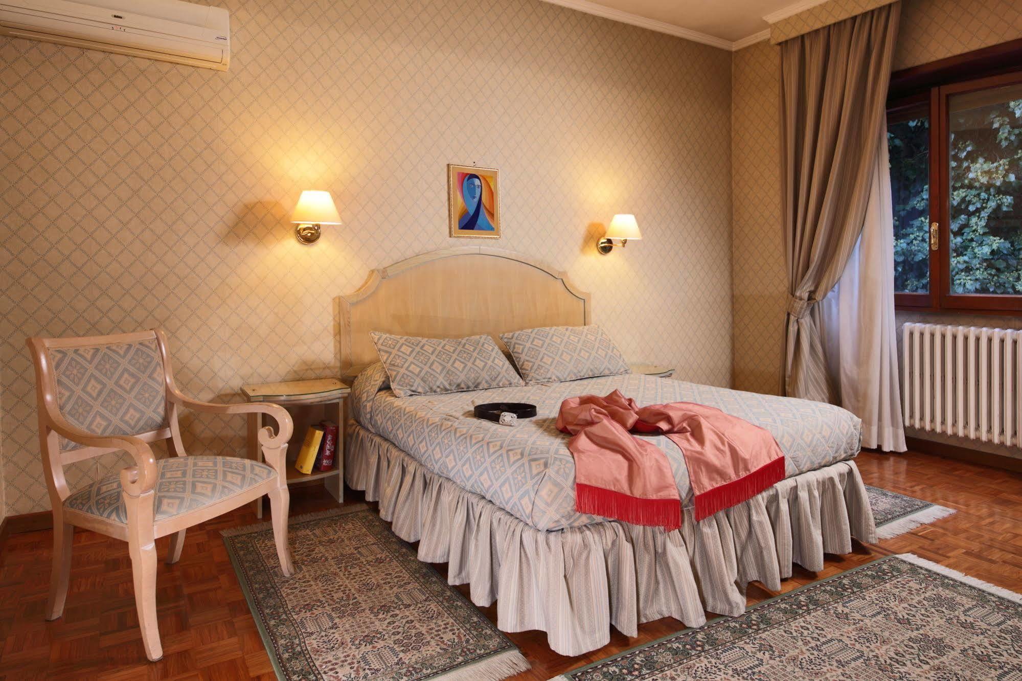 Aurelia Residence San Pietro Aparthotel ローマ エクステリア 写真