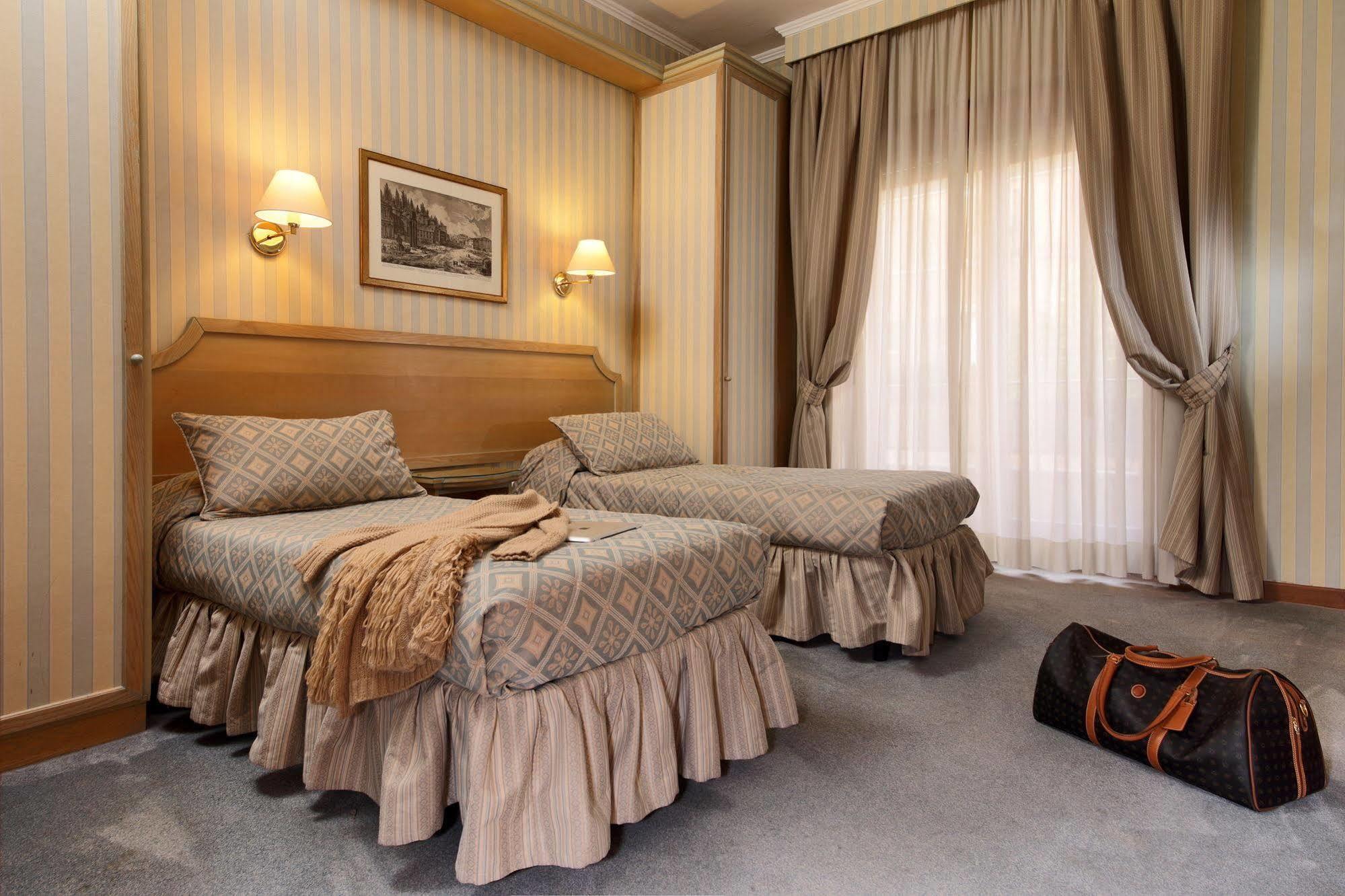 Aurelia Residence San Pietro Aparthotel ローマ エクステリア 写真