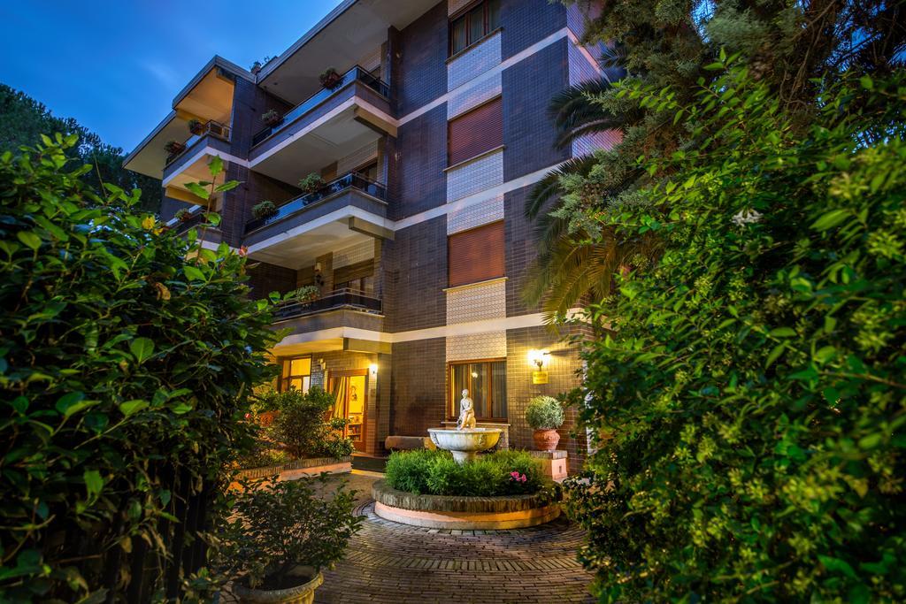 Aurelia Residence San Pietro Aparthotel ローマ エクステリア 写真