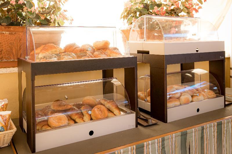 Aurelia Residence San Pietro Aparthotel ローマ エクステリア 写真